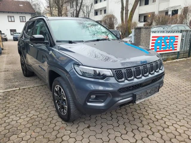 Jeep Compass 4x4 Hybrid Trailhawk