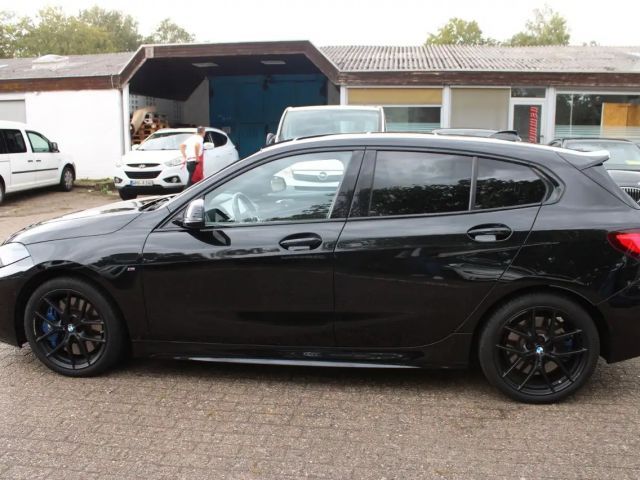 BMW 135 135i Sedan xDrive