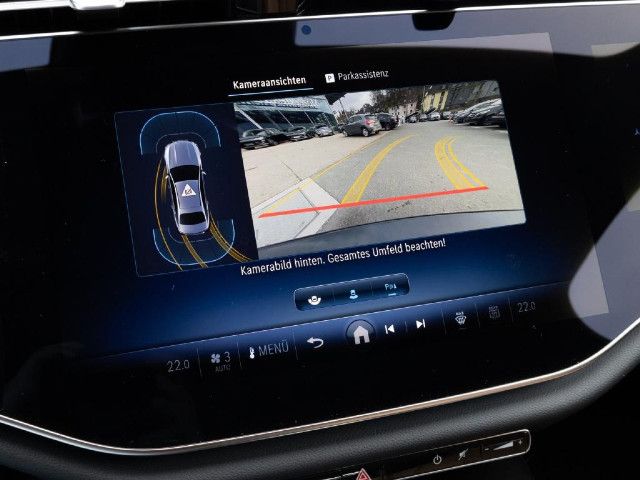 Mercedes-Benz E 200 4MATIC Sedan