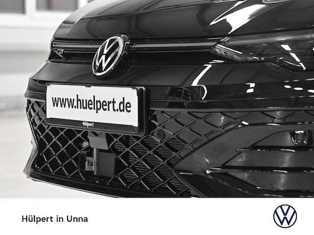 Volkswagen Golf 1.5 eTSI Golf VIII R-Line