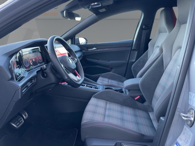 Volkswagen Golf 2.0 TSI DSG Golf VIII