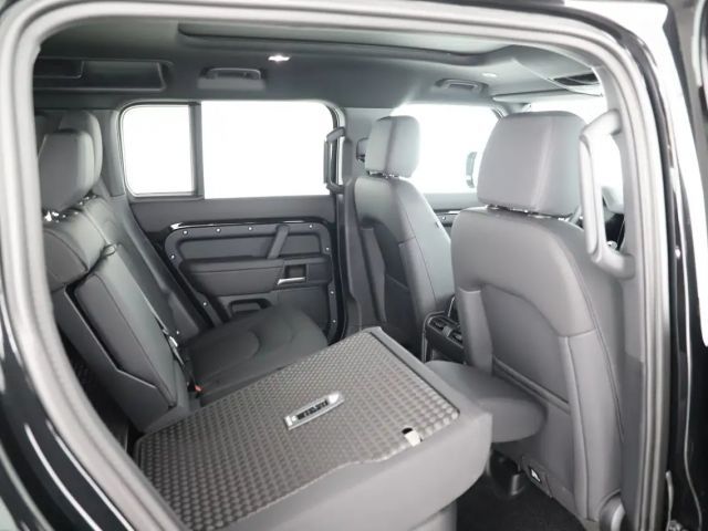 Land Rover Defender 110 Dynamic SE