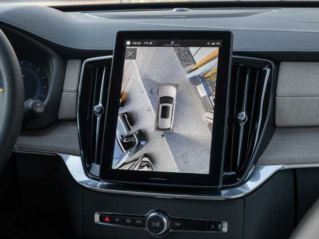 Volvo XC90 AWD Dark Plus Recharge