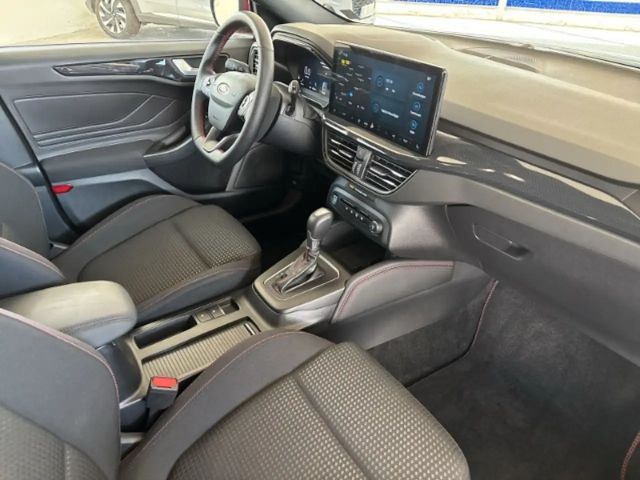 Ford Focus EcoBoost ST Line