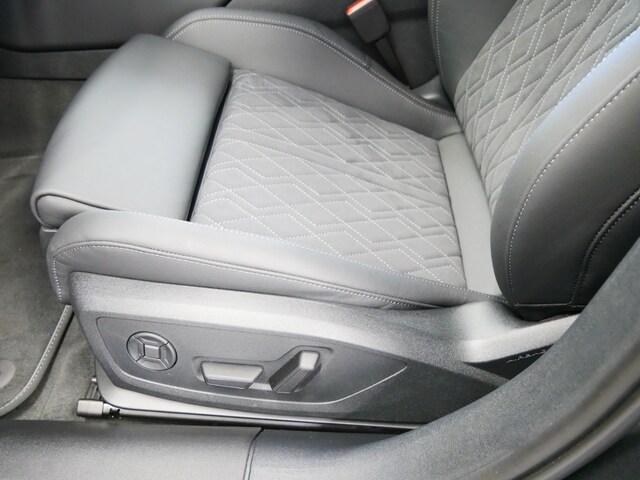 Audi A6 Avant Quattro S-Tronic