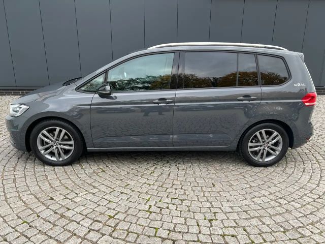 Volkswagen Touran 1.5 TSI DSG IQ.Drive