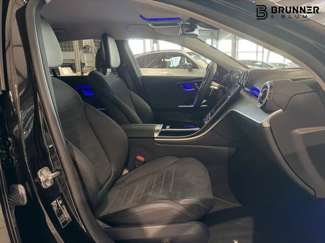 Mercedes-Benz C 200 AMG Line Sedan