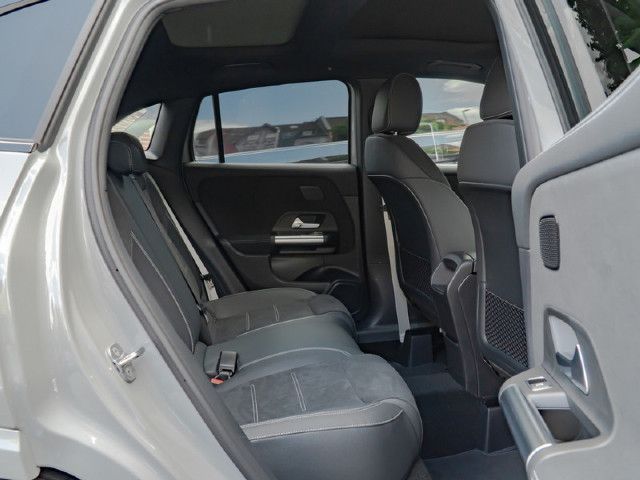 Mercedes-Benz GLA 250 4MATIC