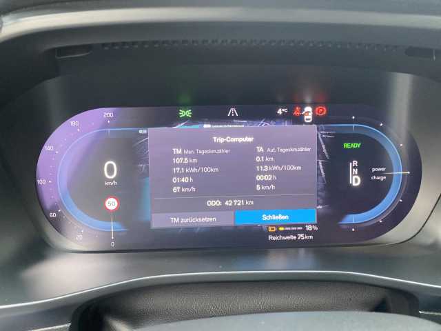 Volvo XC40 XC40 Navi LED Klima Standhzg Einparkhilfe el. Fenster