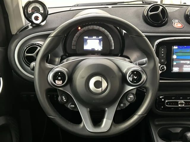 Smart EQ fortwo EQ  coupé Cool&Media Paket,Panoramadach