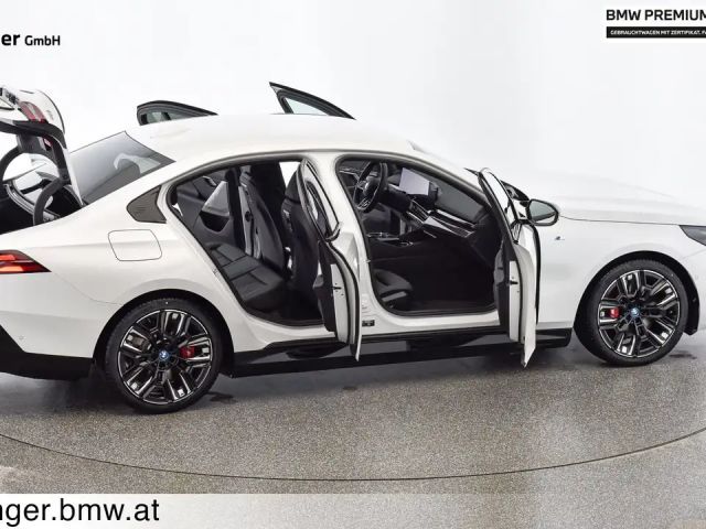 BMW i5 M60 Sedan xDrive