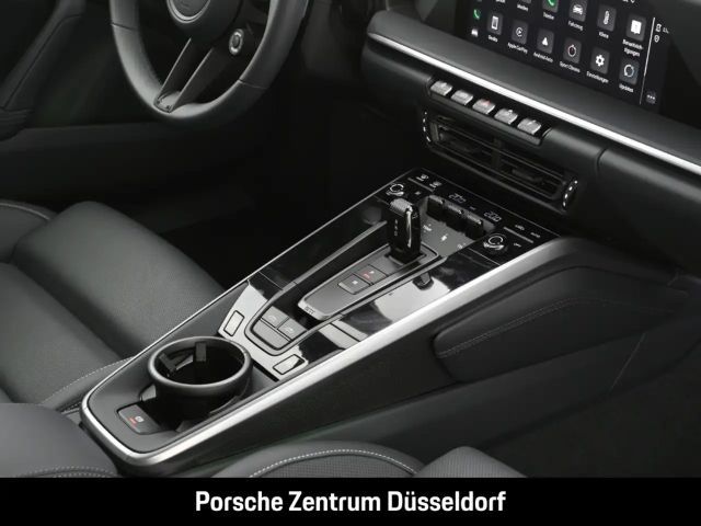 Porsche 992 4 Coupé GTS Targa