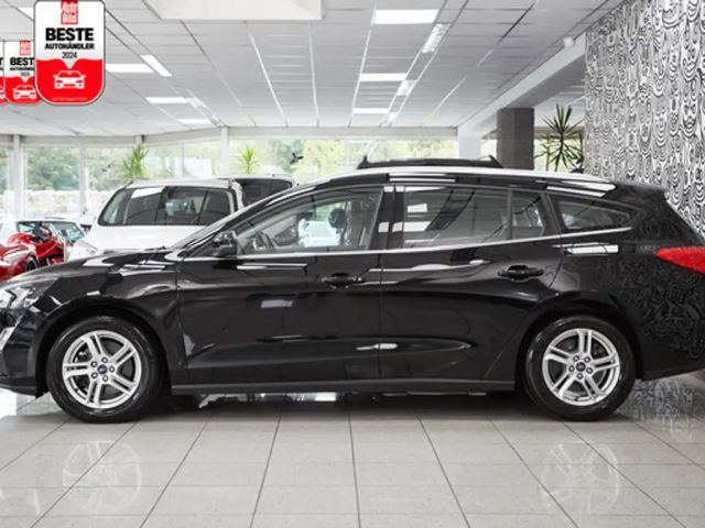 Ford Focus Cool & Connect Wagon