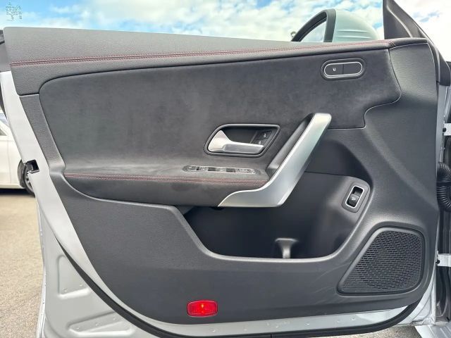 Mercedes-Benz CLA 200 Shooting Brake