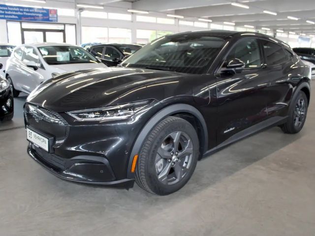 Ford Mustang Mach-E 99 kWh Top Ausstattung + Panoramadach