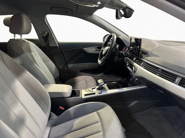 Audi A4 35 TFSI Avant S-Tronic