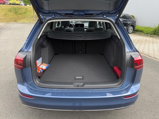 Volkswagen Golf DSG Golf VIII Style Variant