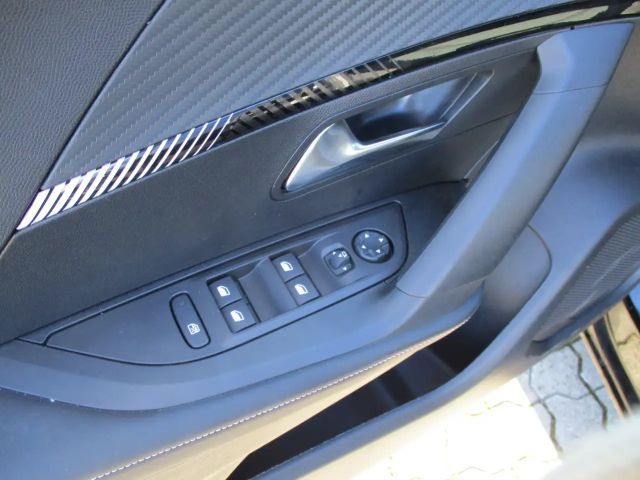 Peugeot 2008 Allure Pack PureTech