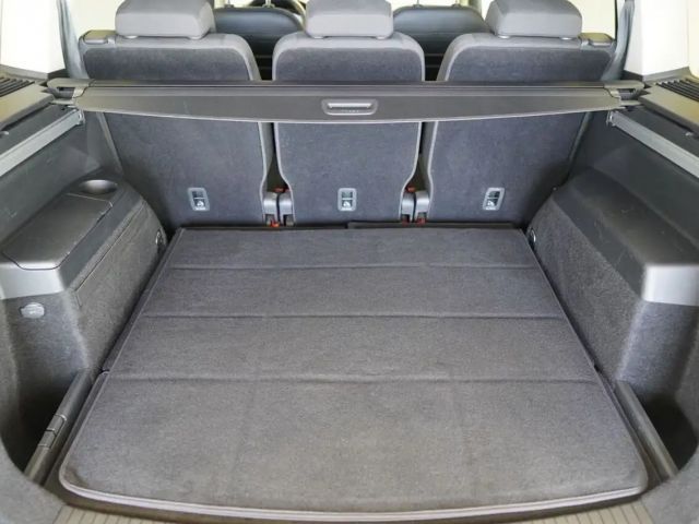 Volkswagen Touran DSG