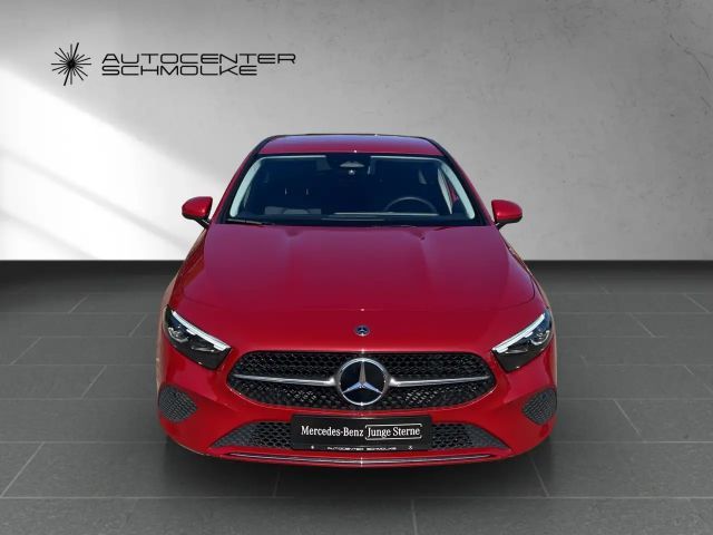 Mercedes-Benz A 180 Progressive