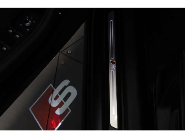 Audi A4 40 TFSI Avant Competition S-Line