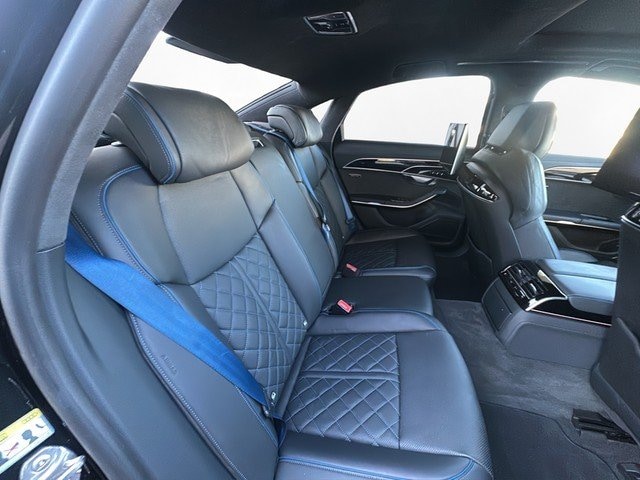 Audi A8 60 TFSI Hybride Quattro