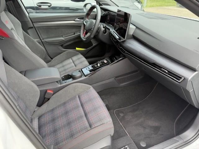 Volkswagen Golf 2.0 TSI Business GTI