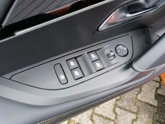 Peugeot E-2008 GT-Line