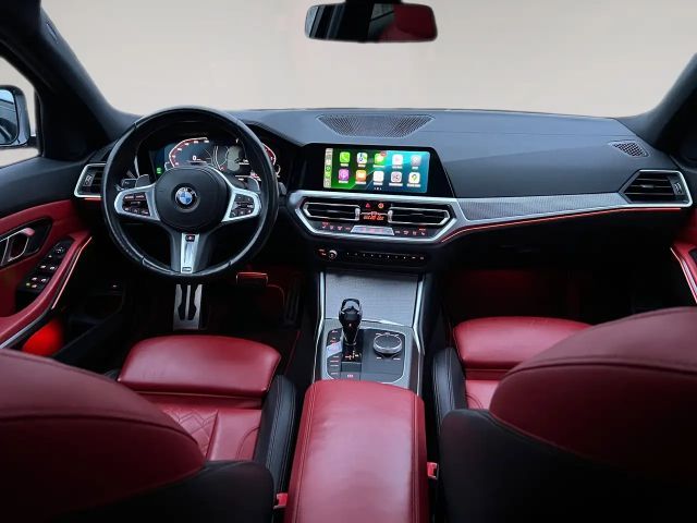 BMW 320 320i M-Sport Sedan