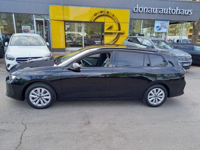 Opel Astra 1.2 Turbo Edition Sports Tourer