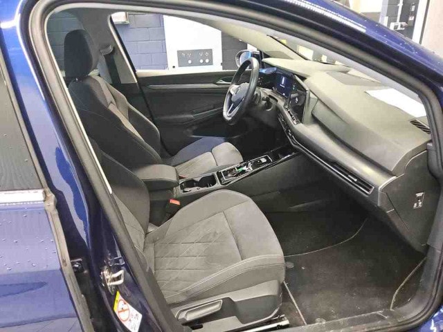 Volkswagen Golf 2.0 TDI DSG Style Variant