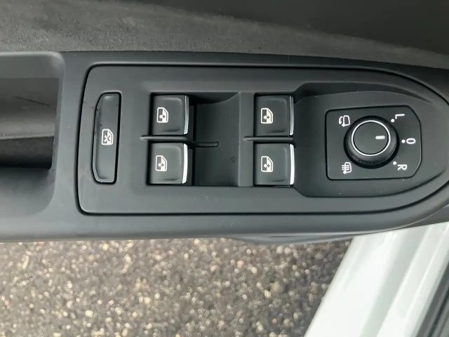 Volkswagen Golf Business DSG Variant