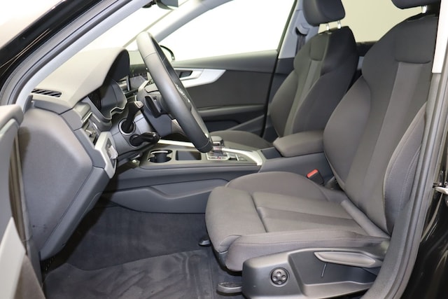 Audi A4 35 TFSI Avant S-Tronic