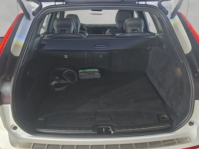 Volvo XC60 AWD Dark Plus Recharge T6