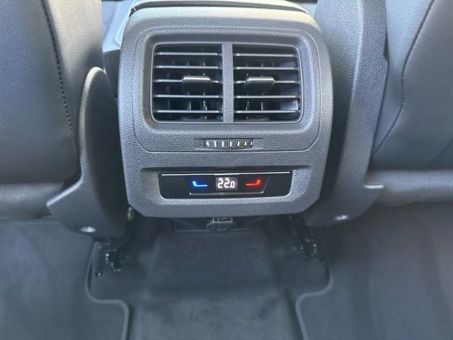 Volkswagen Touran 1.5 TSI DSG