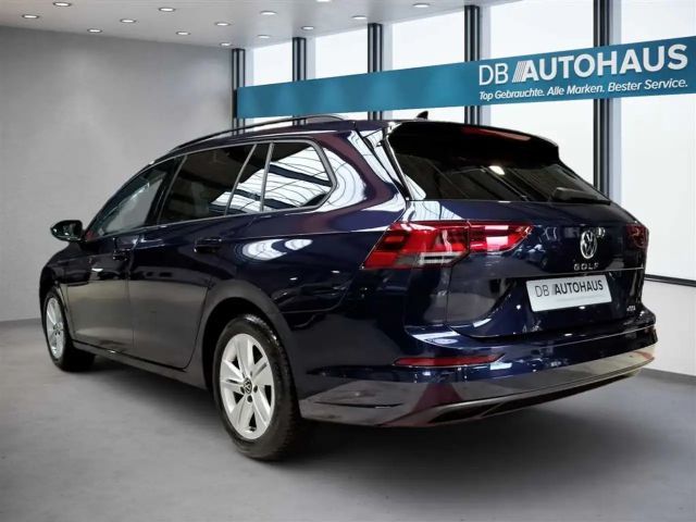 Volkswagen Golf 1.5 eTSI DSG Life