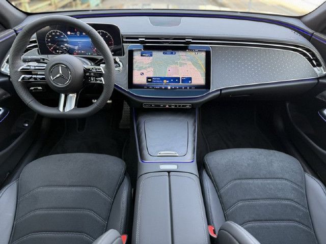 Mercedes-Benz E 220 E 220 d Sedan