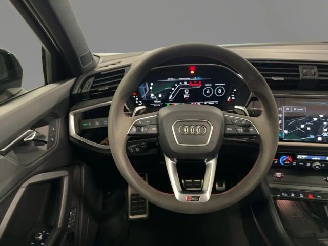 Audi RS Q3 S-Tronic