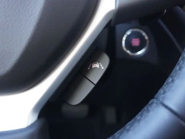 Suzuki S-Cross Hybrid