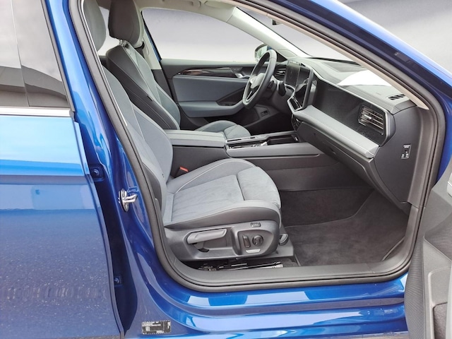 Volkswagen Passat 1.5 eTSI Business DSG Variant