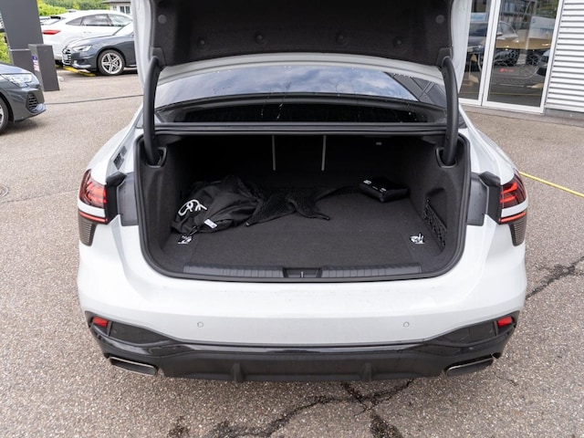 Audi A6 e-tron Quattro