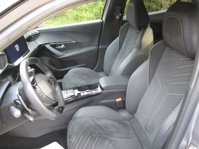 Peugeot 2008 EAT8 GT-Line PureTech