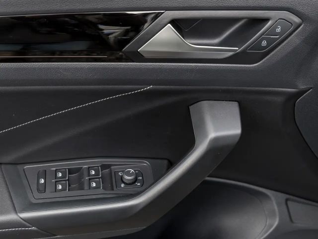 Volkswagen T-Roc 1.5 TSI DSG Style