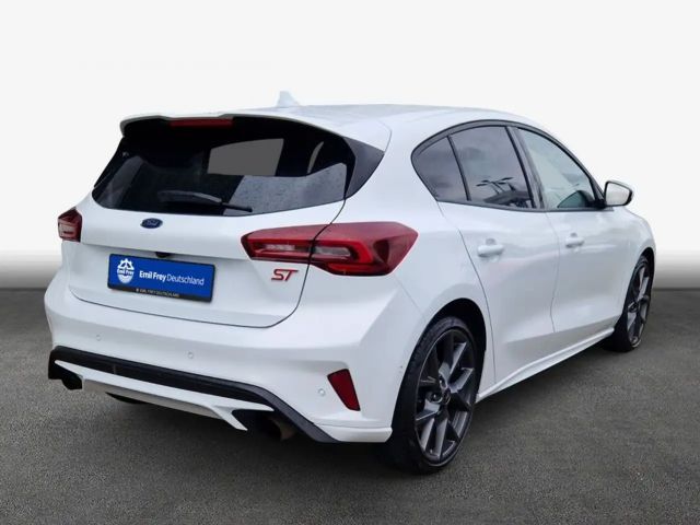 Ford Focus EcoBoost ST Line