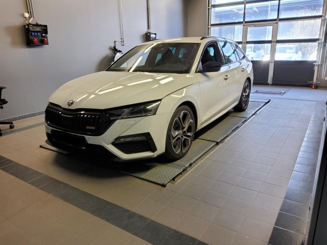 Skoda Octavia 2.0 TSI Combi RS