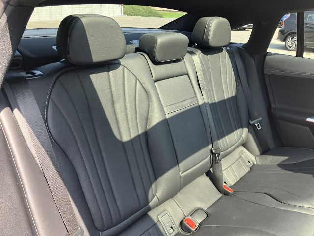 Mercedes-Benz EQE 350 Sedan