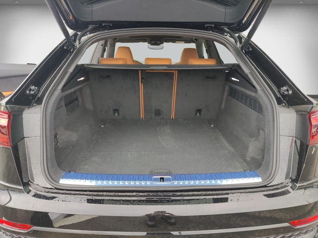 Audi RS Q8 Performance Quattro