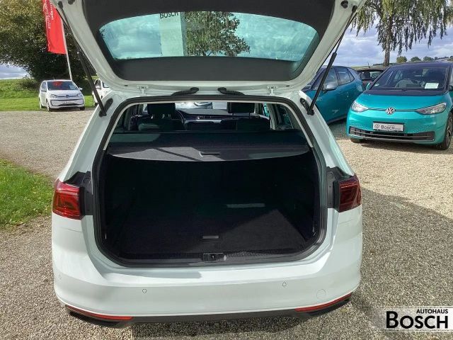 Volkswagen Passat 1.5 TSI Business DSG Variant