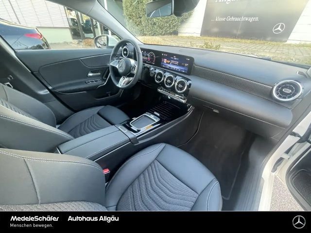 Mercedes-Benz A 180 Progressive