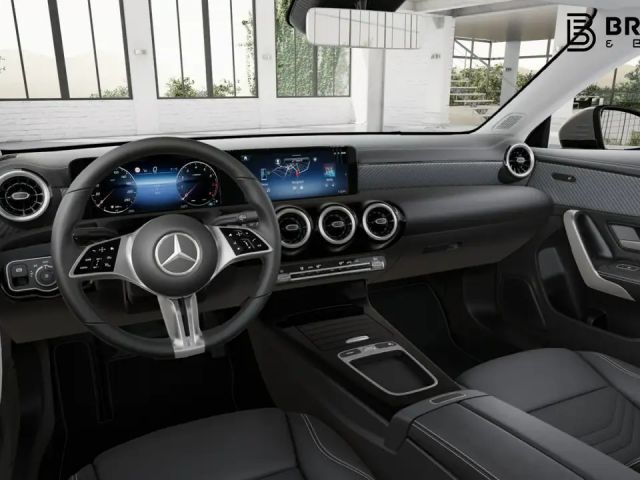 Mercedes-Benz CLA 180 Coupé Progressive